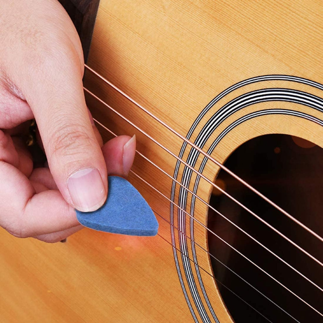 UKULELE ACCESSORY PACKS (tuner, capo, picks)