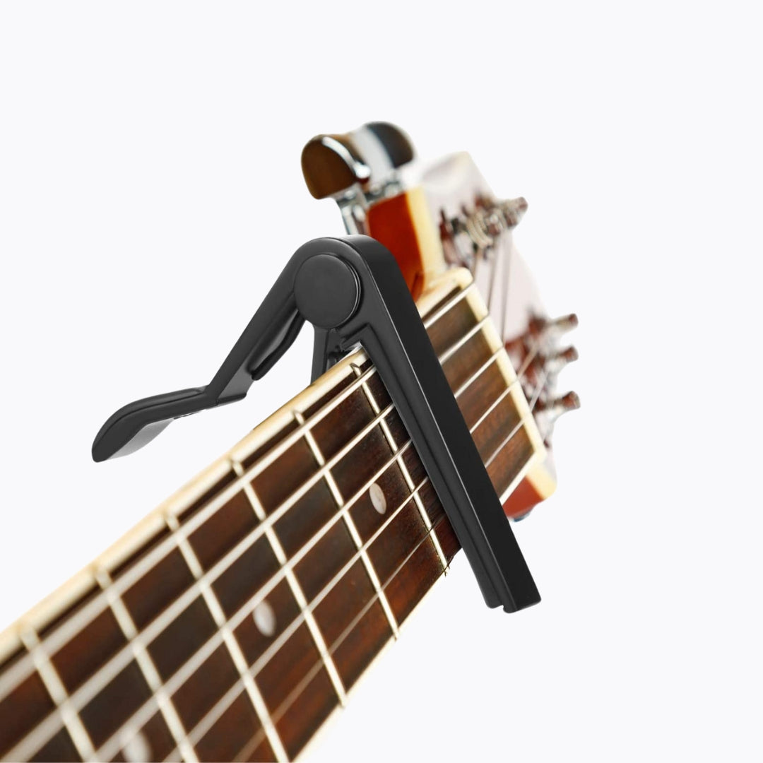 UKULELE ACCESSORY PACKS (tuner, capo, picks)